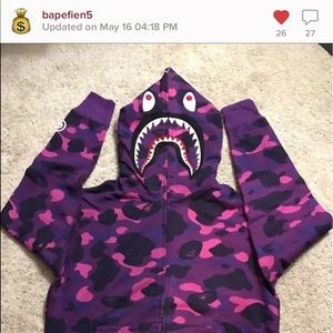 Bape jacket (Scammer beware)