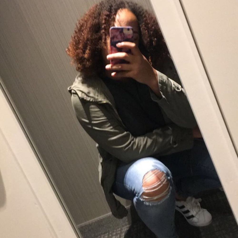 Meet your Posher, Ashley