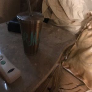 Meet your Posher, Robyn