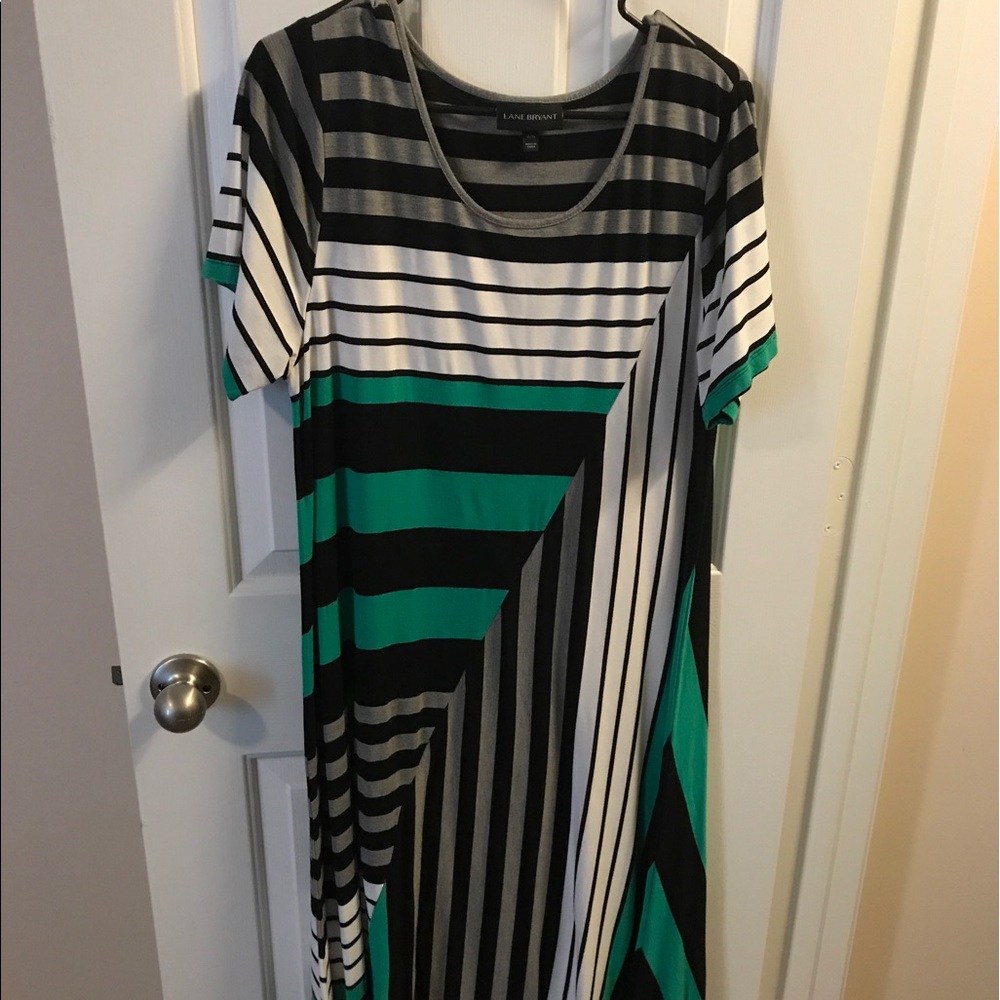 Lane Bryant 14/16 asymmetrical striped maxi