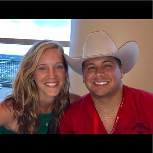 Meet your Posher, Dani