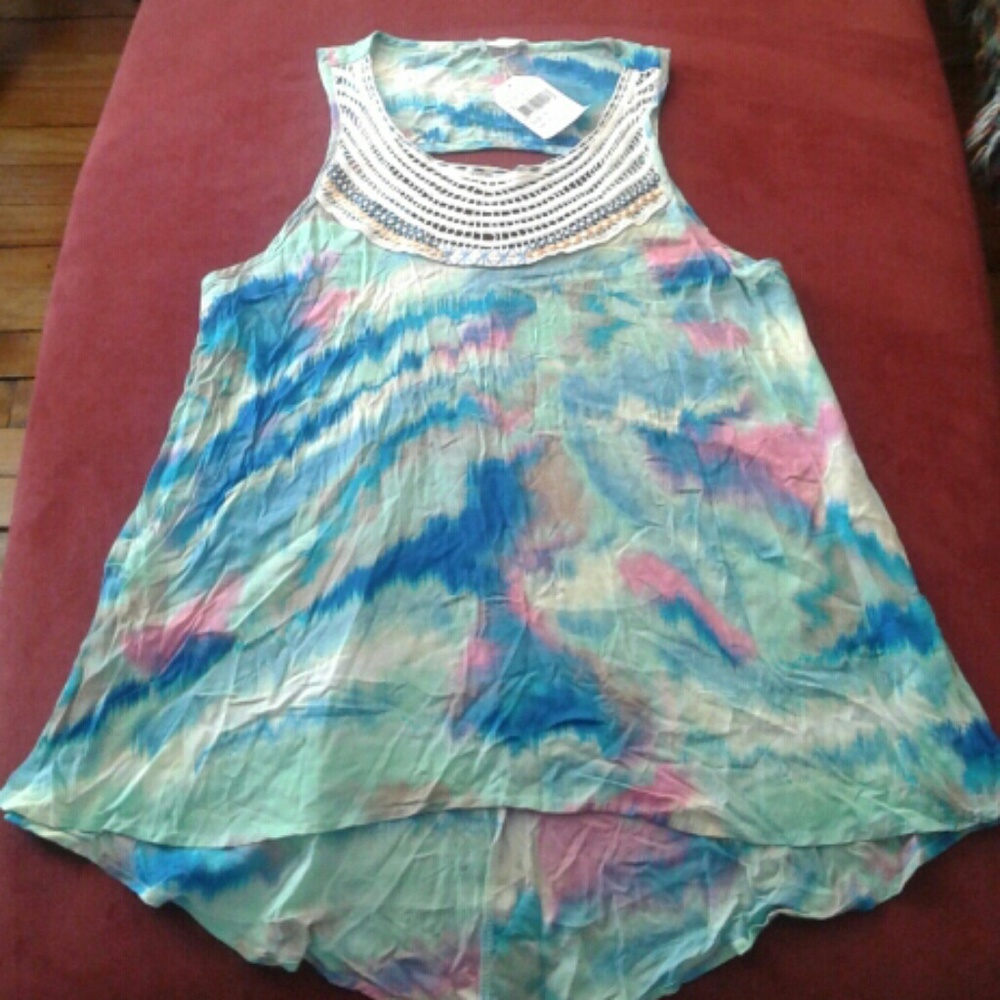 Hi-Low Hem Embroidered Tye Dye Top