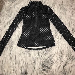 Nike black and white sweatshirt