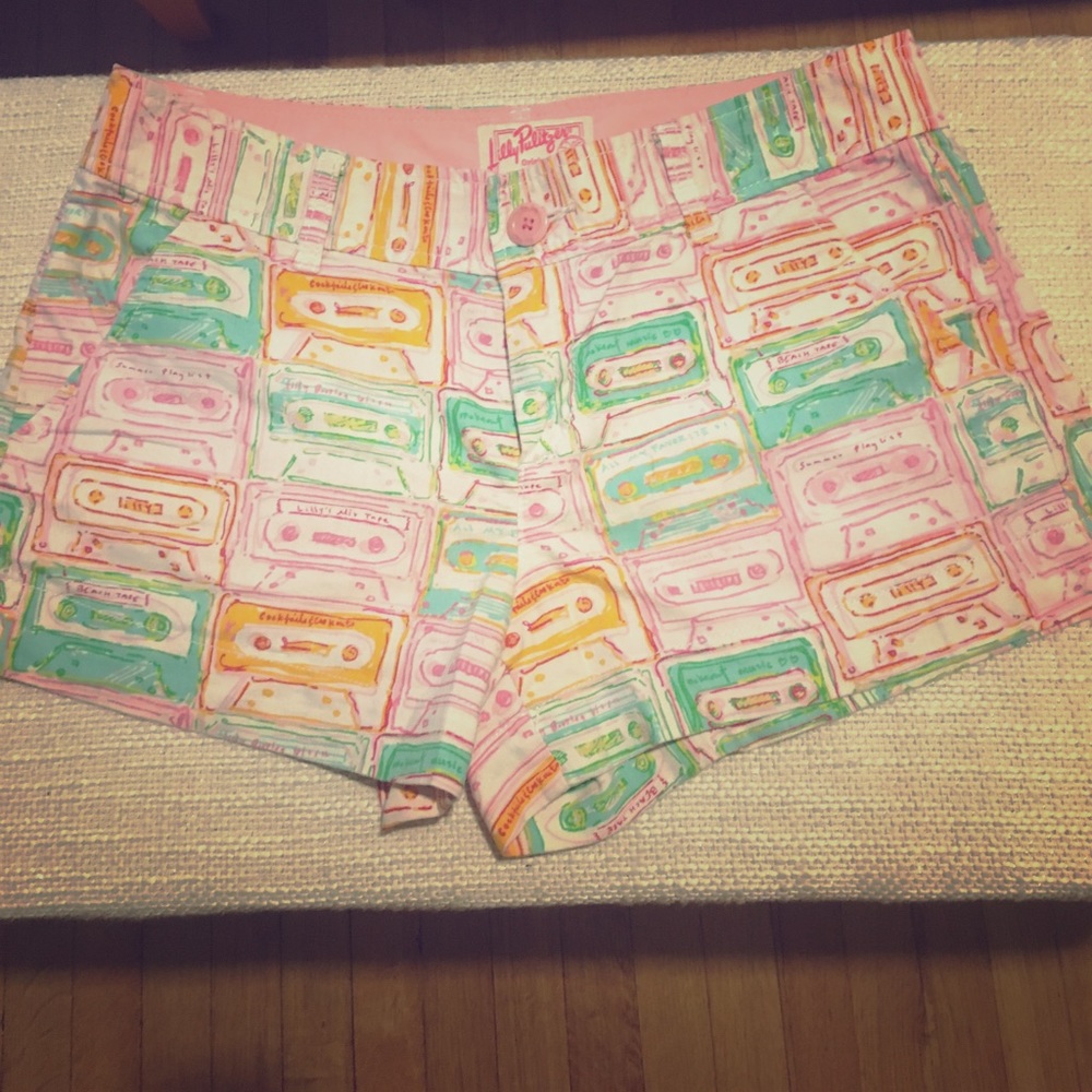 Lilly Pulitzer RARE Summer Mix Tape Walsh Shorts