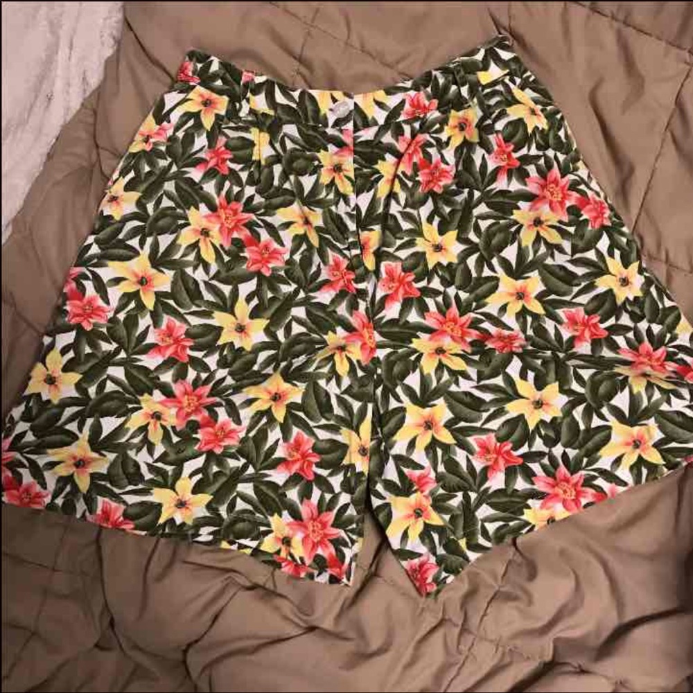 UNIQUE EP Pro Floral High Waisted Shorts