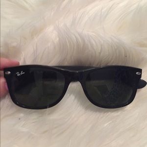 Ray Ban "new wayfarer" glasses