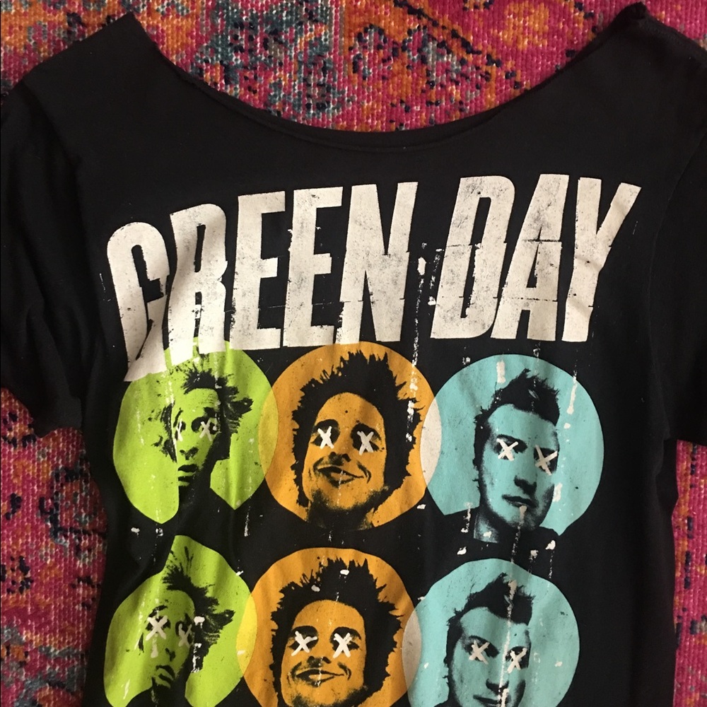 Custom-Cut GREEN DAY Tee - Picture 2 of 3