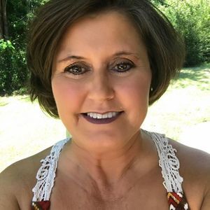 Meet your Posher, Tina