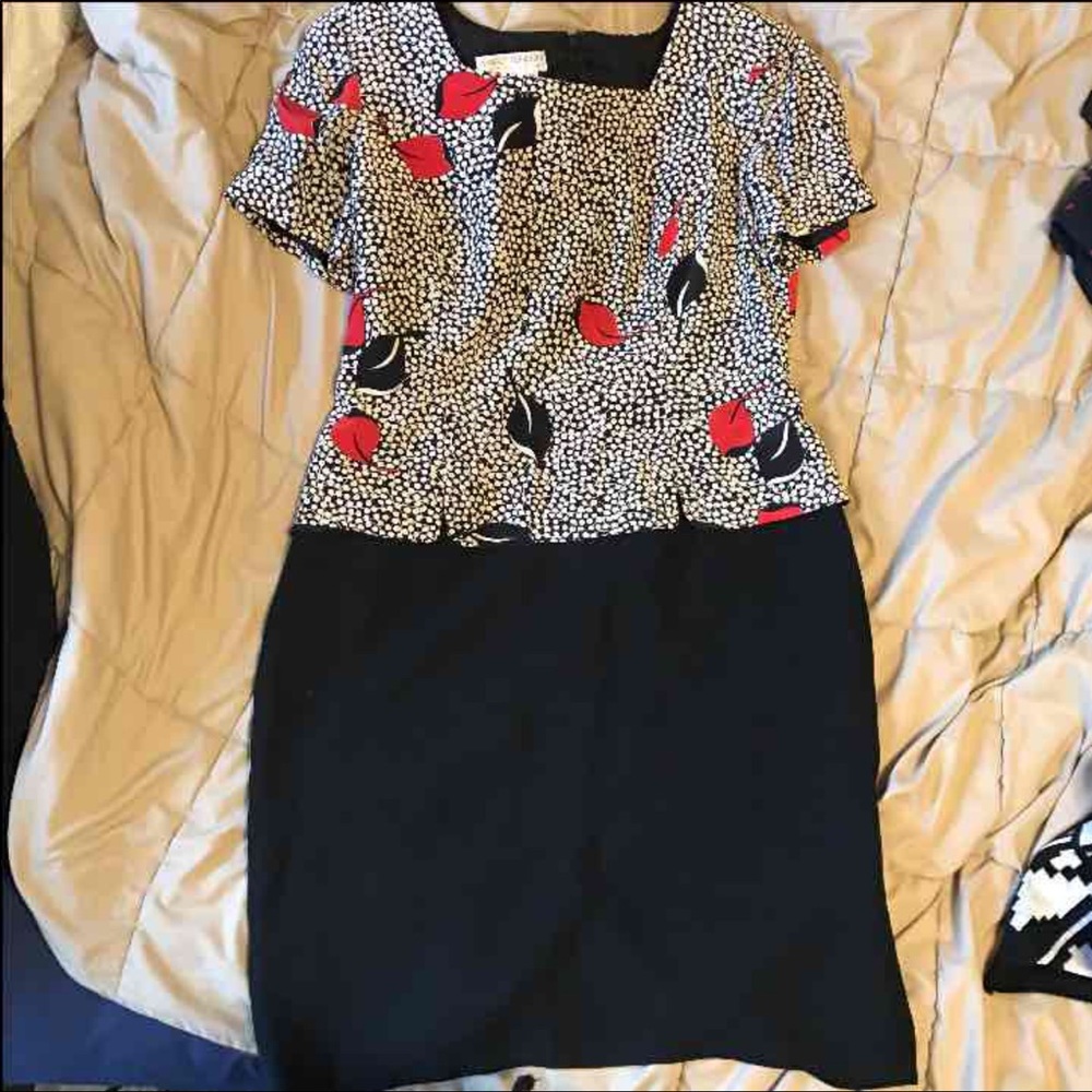 Chic Maggie London Petite Dress