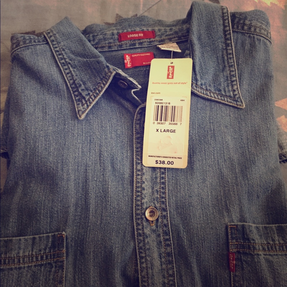 Levi's men shirt