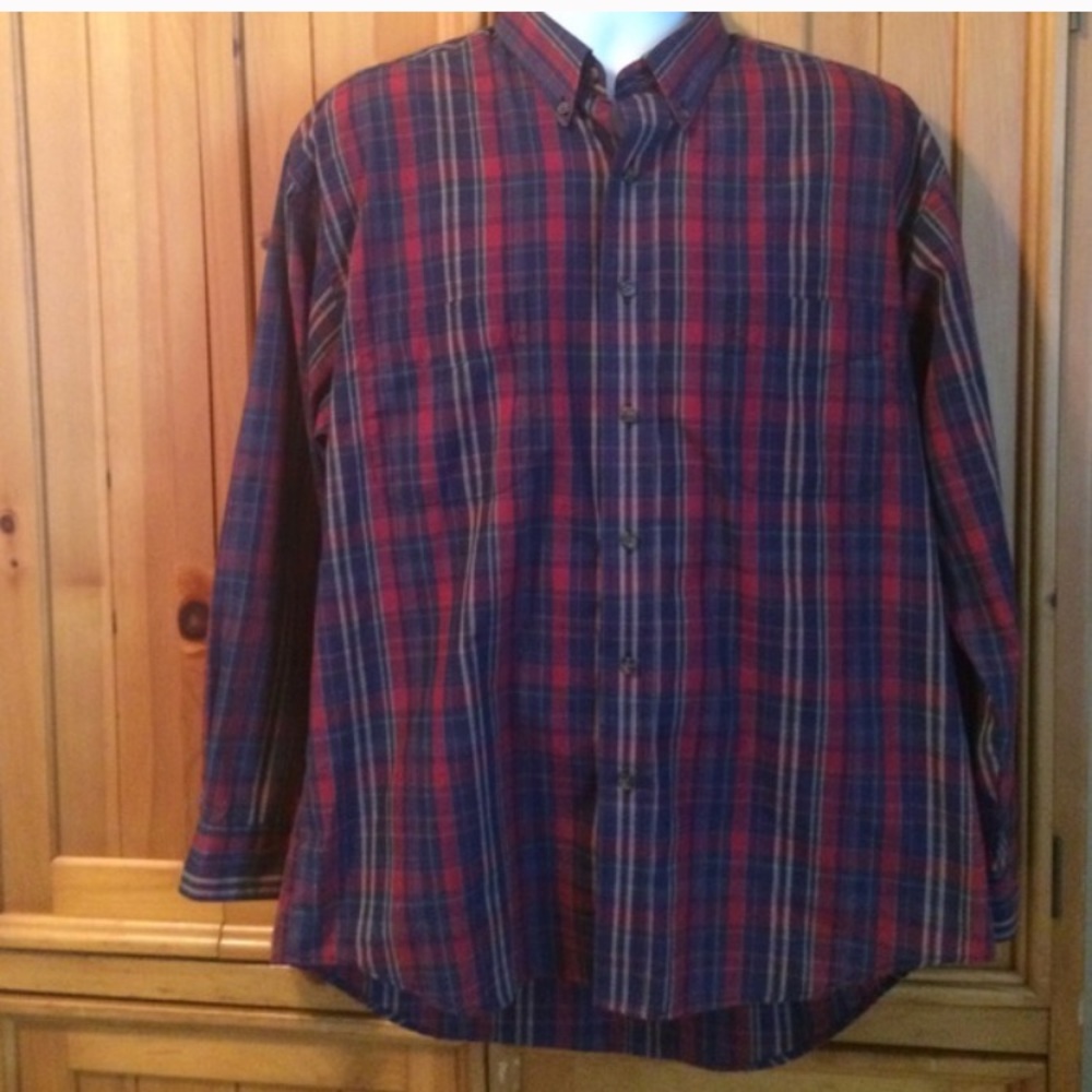 Great Looking Button Down Shirt 👔