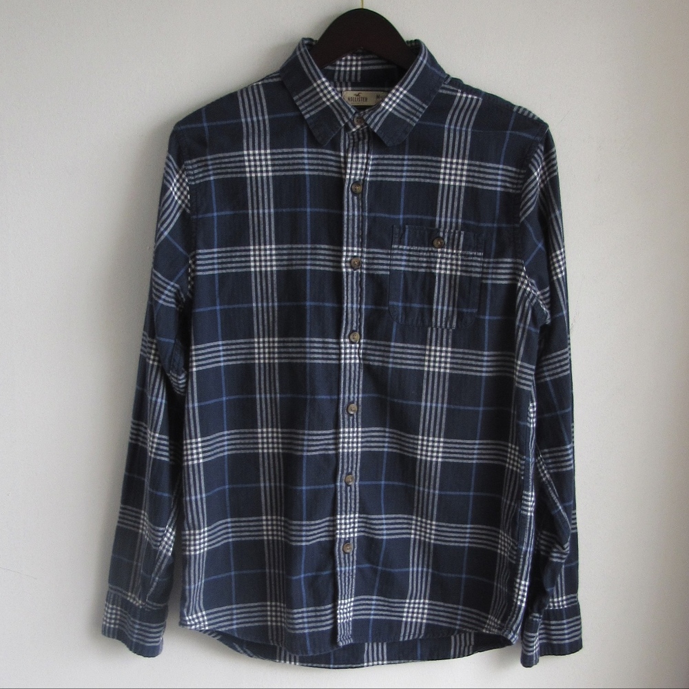 DONATING SOON!! Hollister Men's Blue Plaid Shirt