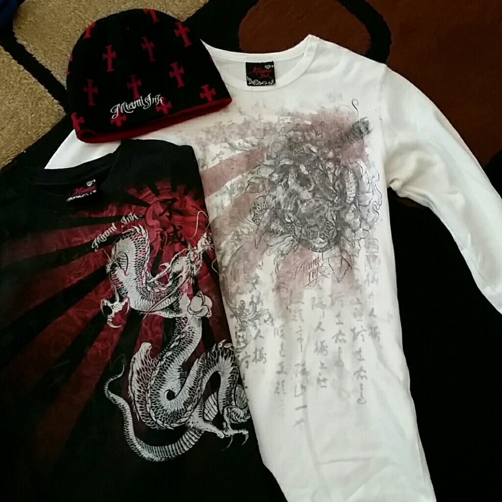 2 Miami Ink T-SHIRTS and a Miami Ink a Winter Hat