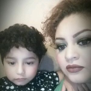 Meet your Posher, Esmeralda y