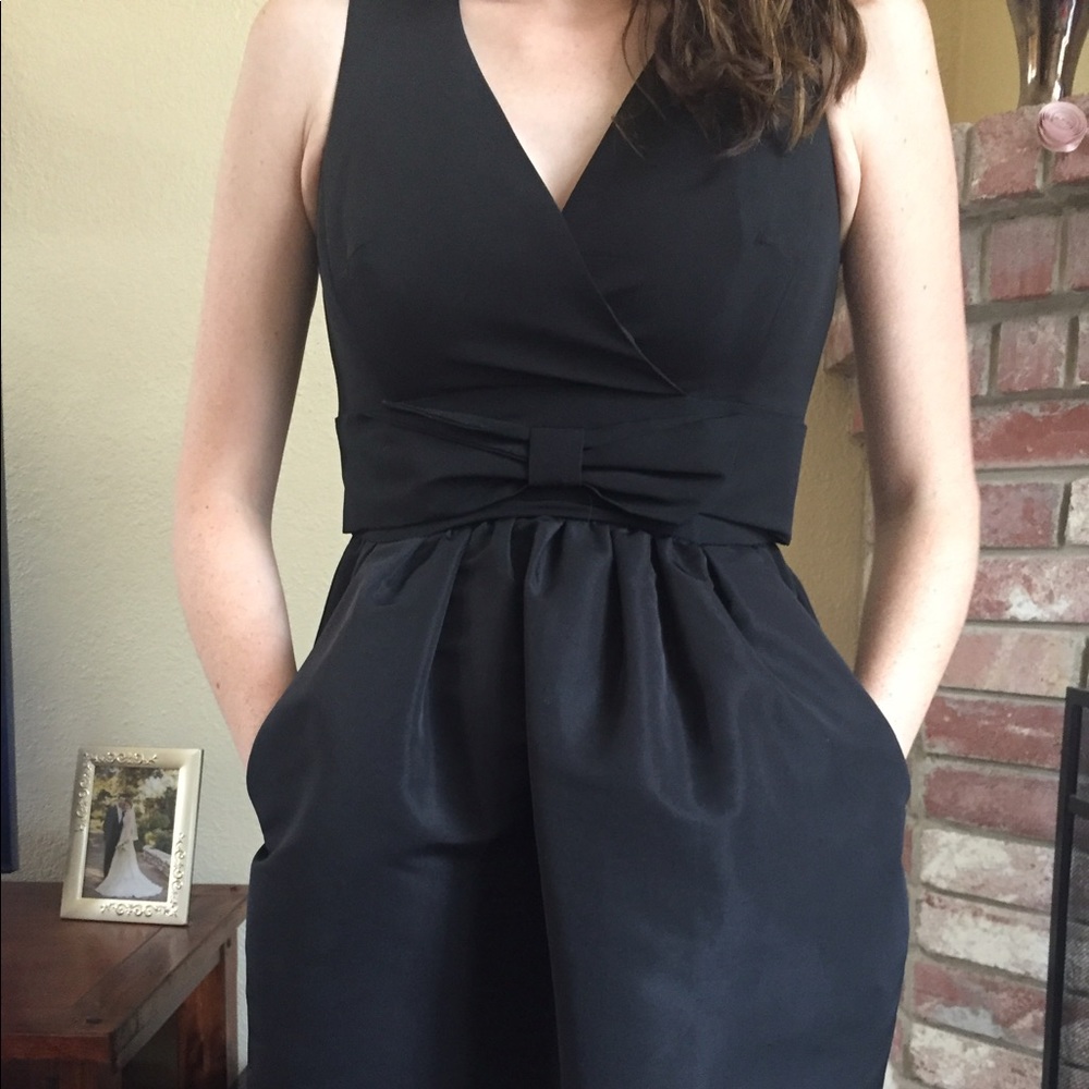 Black cocktail dress with pockets!