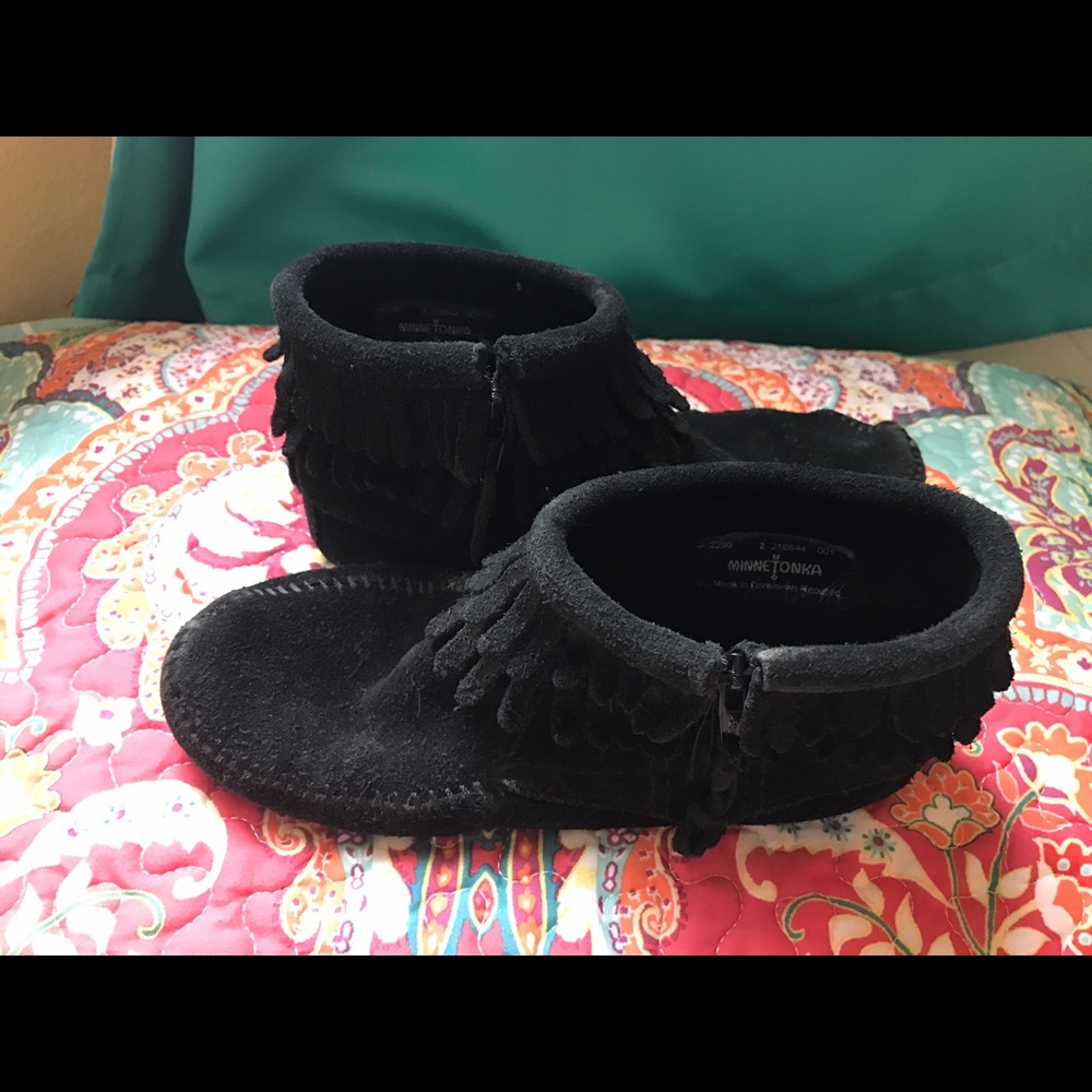 Girls Minnetonka booties
