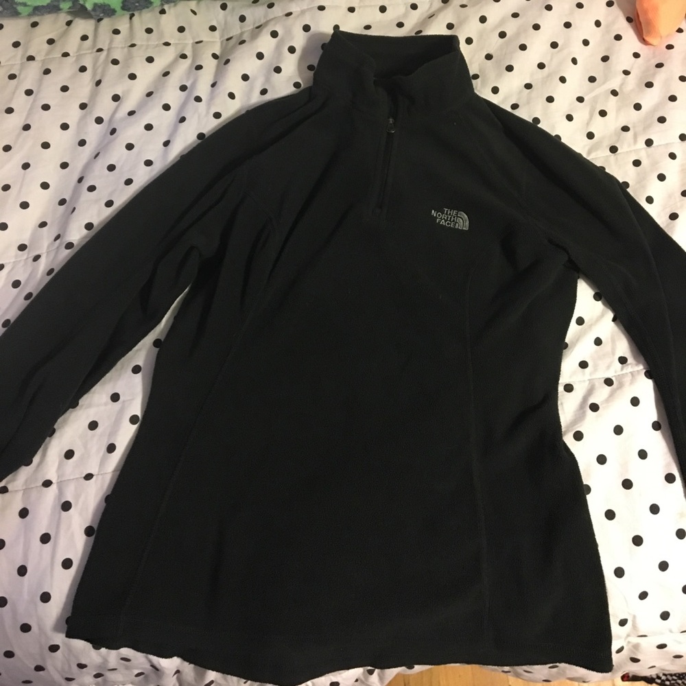 Size small black fleece North Face half zip!