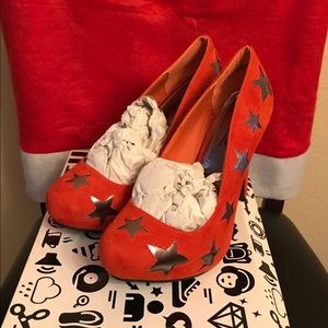New orange & silver star ⭐️ high heels 👠 size 8.5