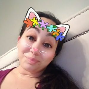 Meet your Posher, Angela