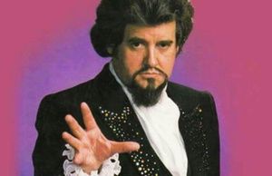 Meet your Posher, Alex