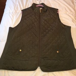Plus Size Hunter Green Vest
