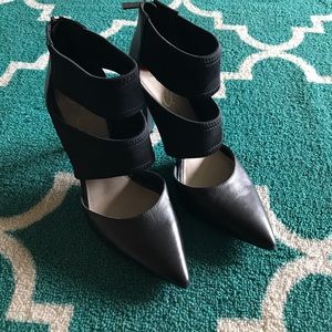 Sexy Jessica Simpson Pumps