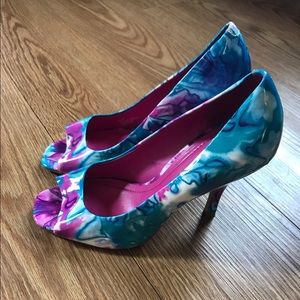 BCBGeneration heels