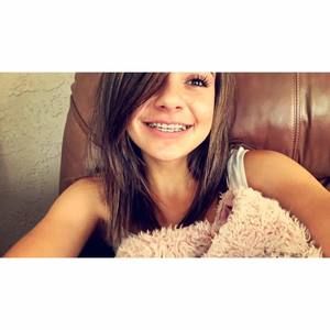 Meet your Posher, Dolores