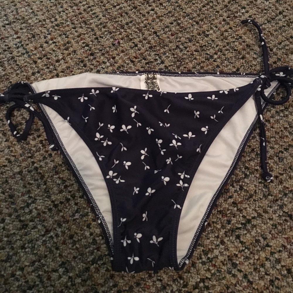 Swim bottoms