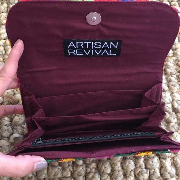 Handmade from Guatemala accordion wallet / clutch - Picture 2 of 4