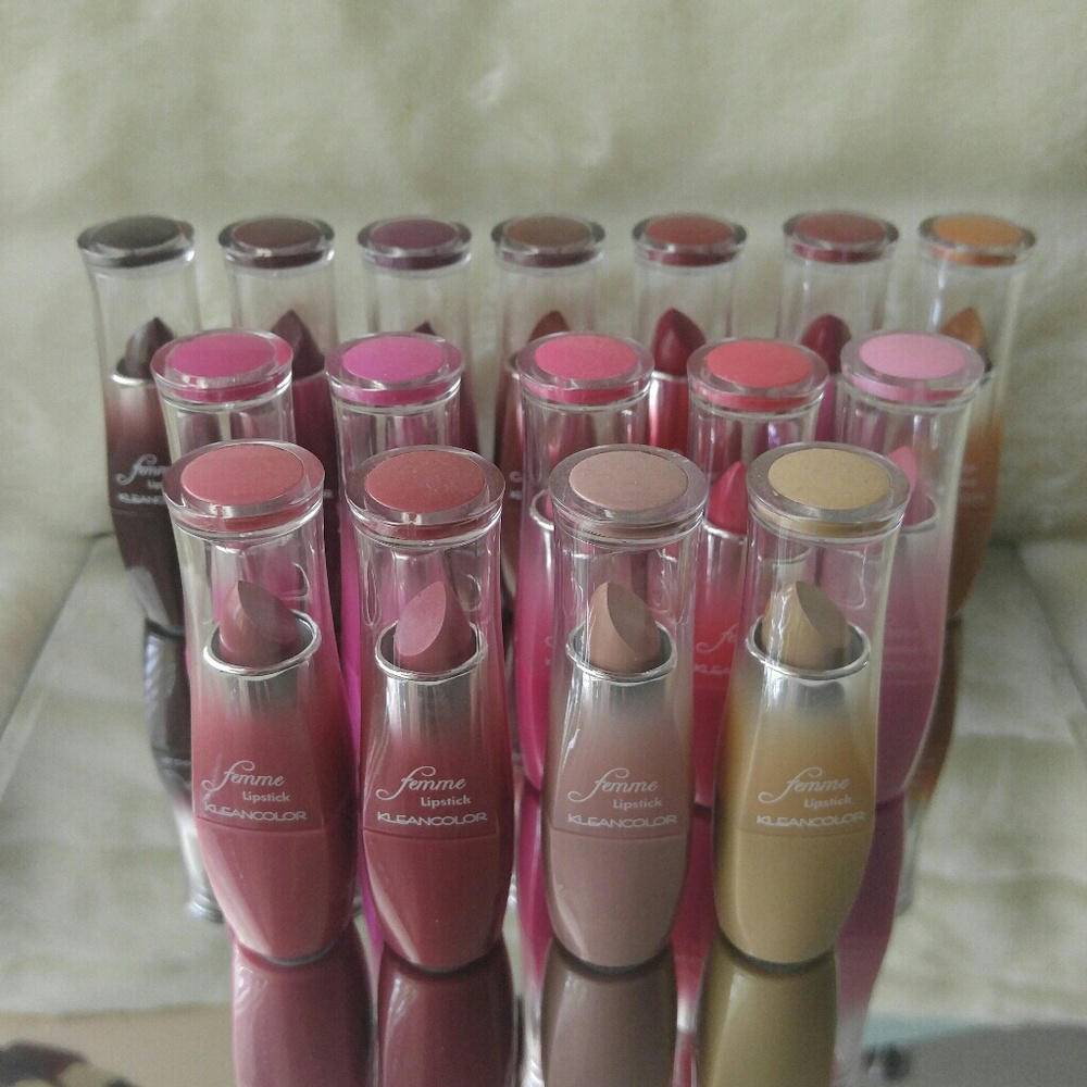 FEMME Chocolate Lipstick - Picture 3 of 3