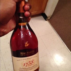 Meet your Posher, Julius