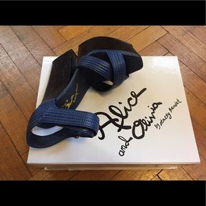 Alice and Olivia platform blue leather sandal