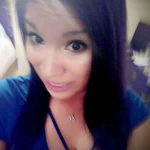 Meet your Posher, Amanda