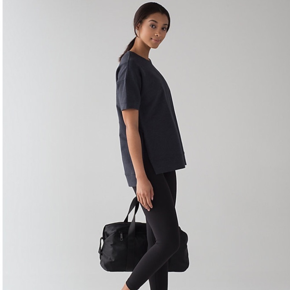 ▪️SOLD▪️NWT Lululemon Cut Above Tee Size 6 - Picture 1 of 6