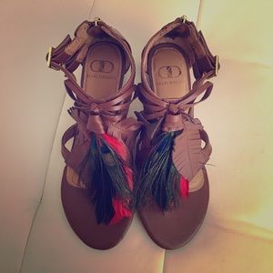 Size 6 barely used Kelsi Dagger sandals.