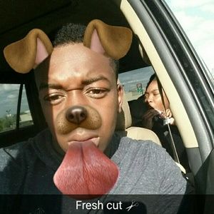 Meet your Posher, Elijah