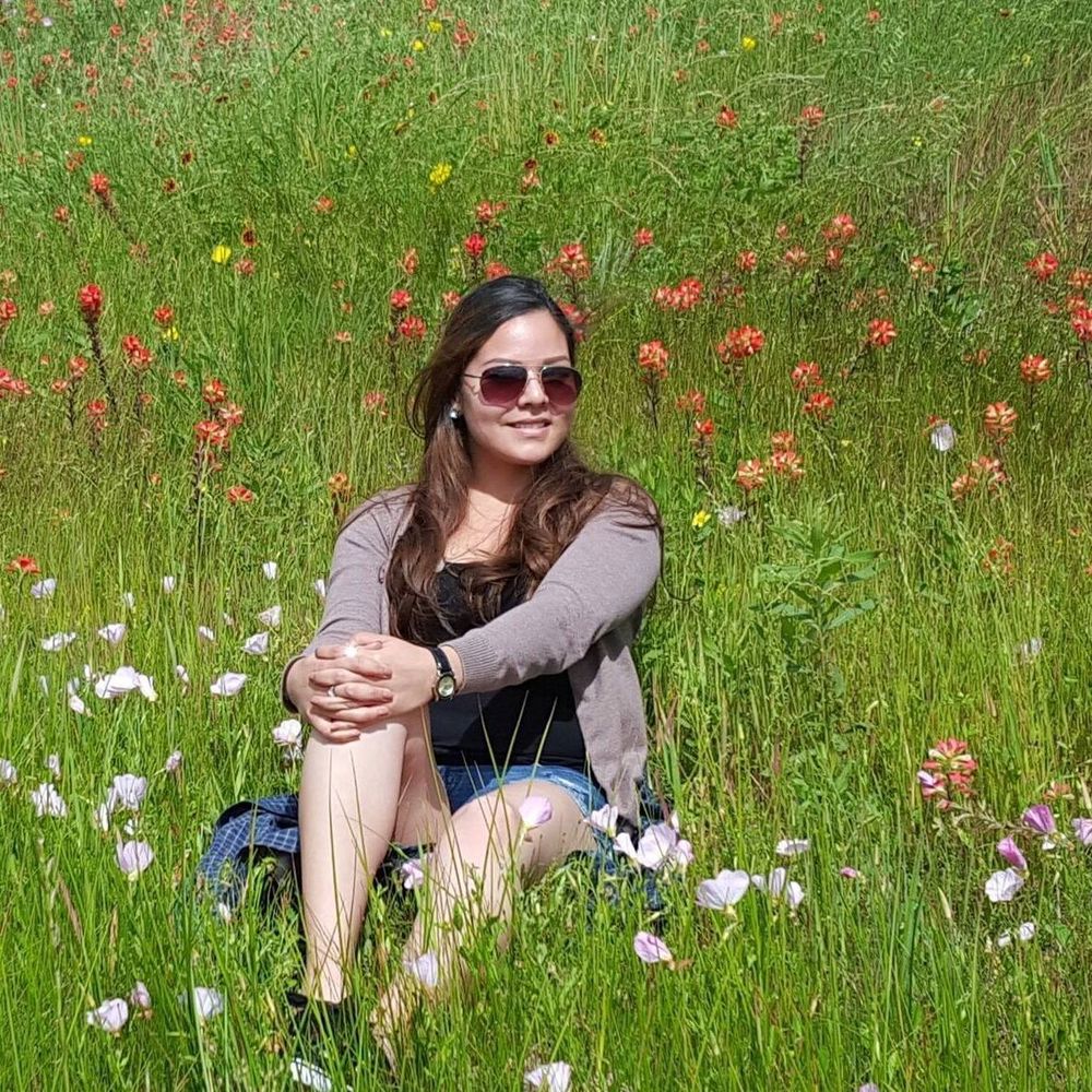 Meet your Posher, Monica