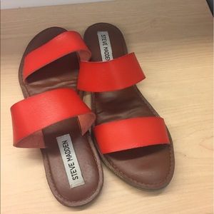 Steve Madden Flat slip on sandals