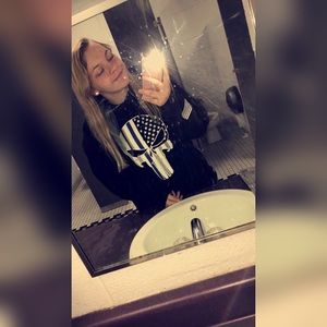 Meet your Posher, Lexi