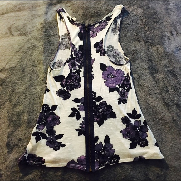 Tank Top - Picture 2 of 3