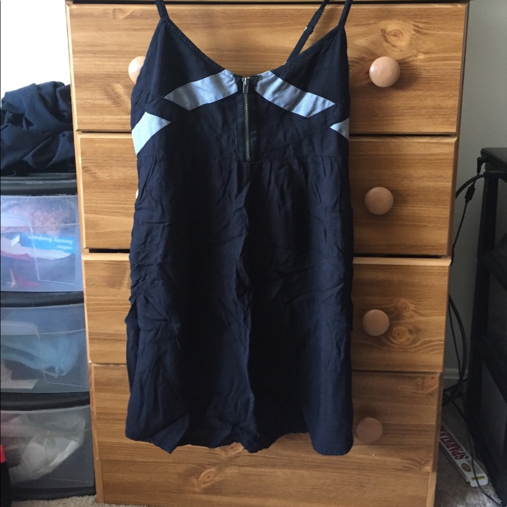 Black foxy dress