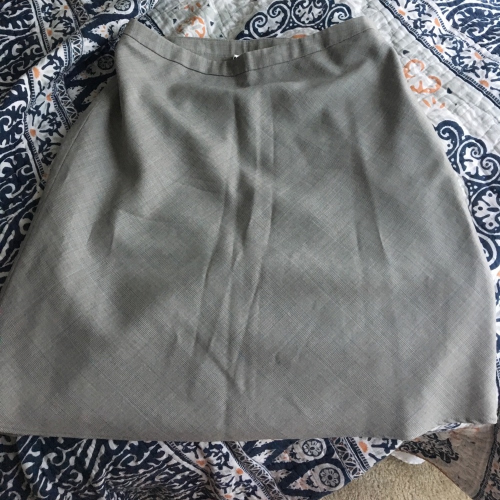 Loft lined slight a-line skirt