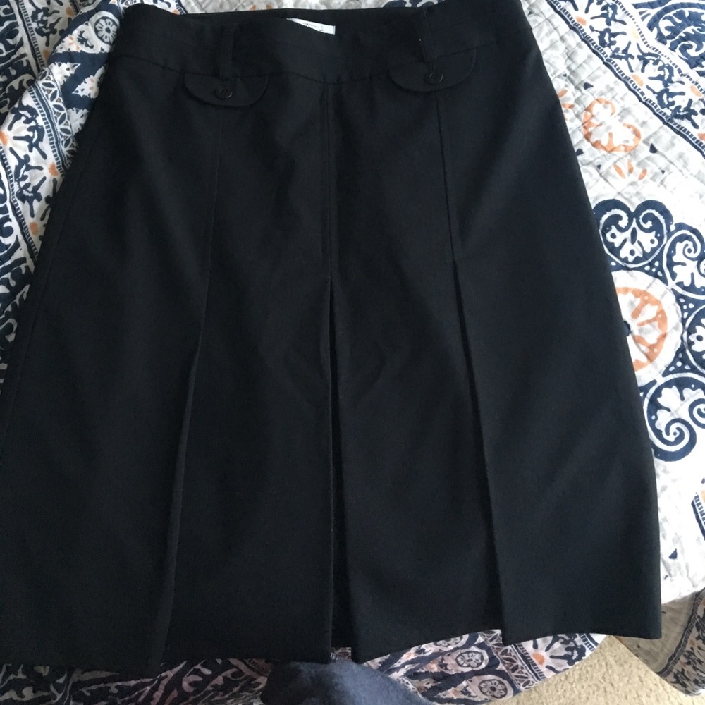 Black Loft skirt size 4
