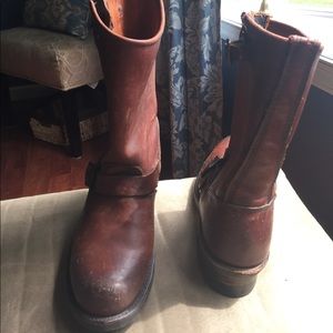 Frey engineer boots