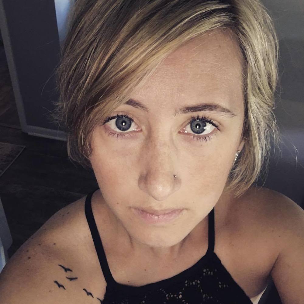 Meet your Posher, Hannah
