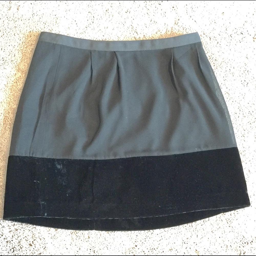 Black BananaRepublic mini skirt