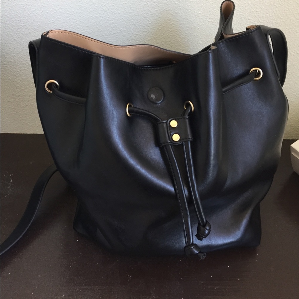 Street level Bucket Bag