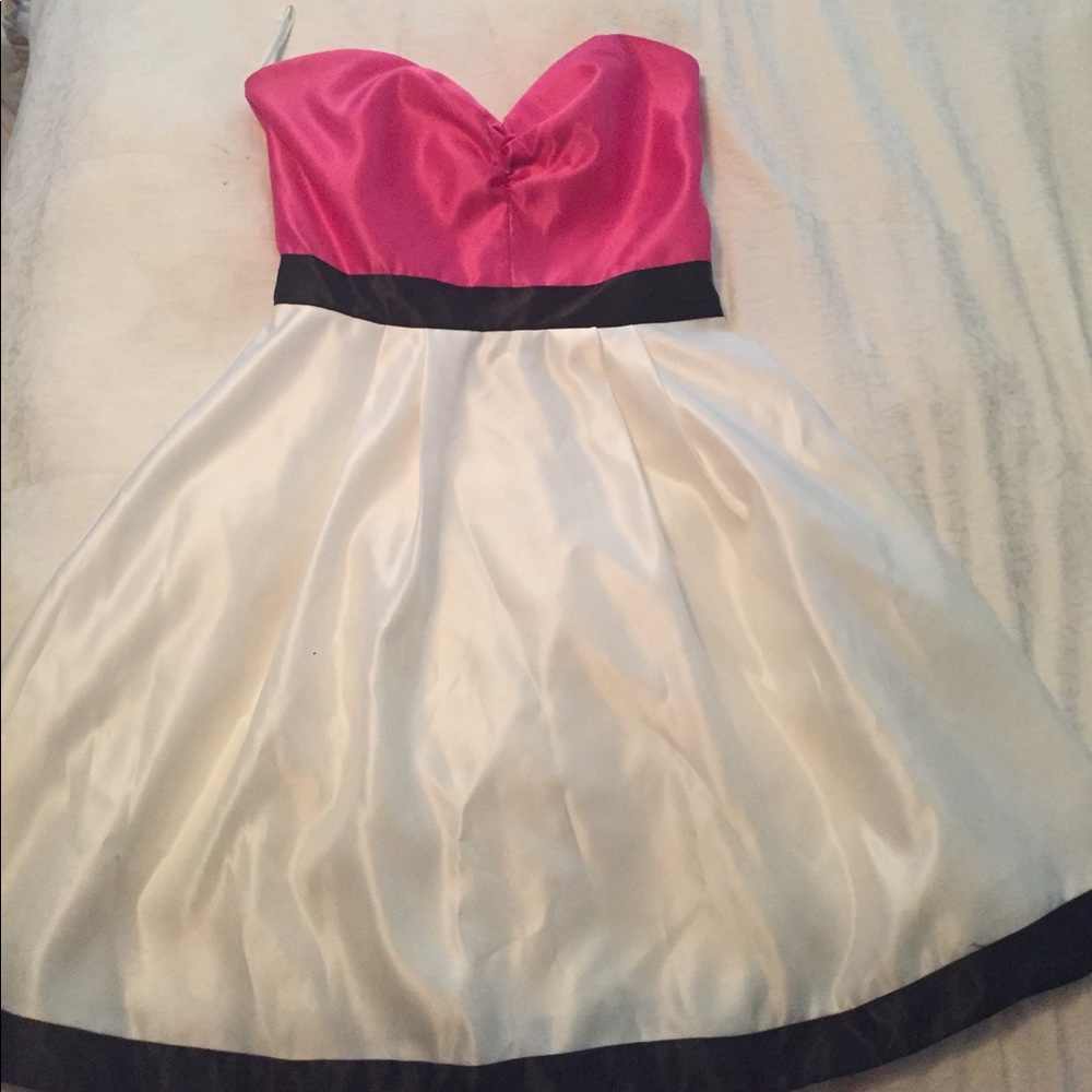 Jessica MclCluntock Evening Dress