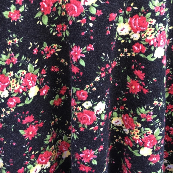 Black floral dress - Picture 5 of 6